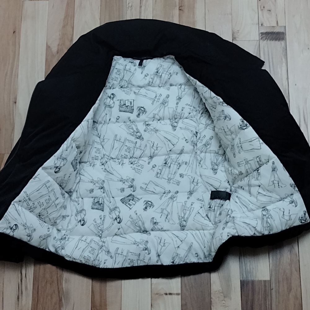 WHBM Blk Velvet Jacket